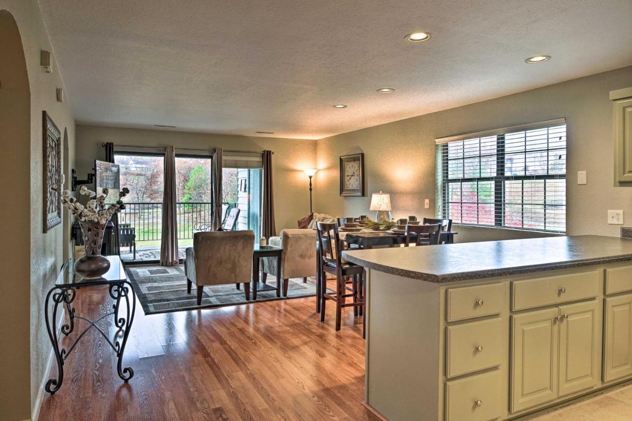 Condo Amidst Branson Action With Pool Access And Golf! Extérieur photo