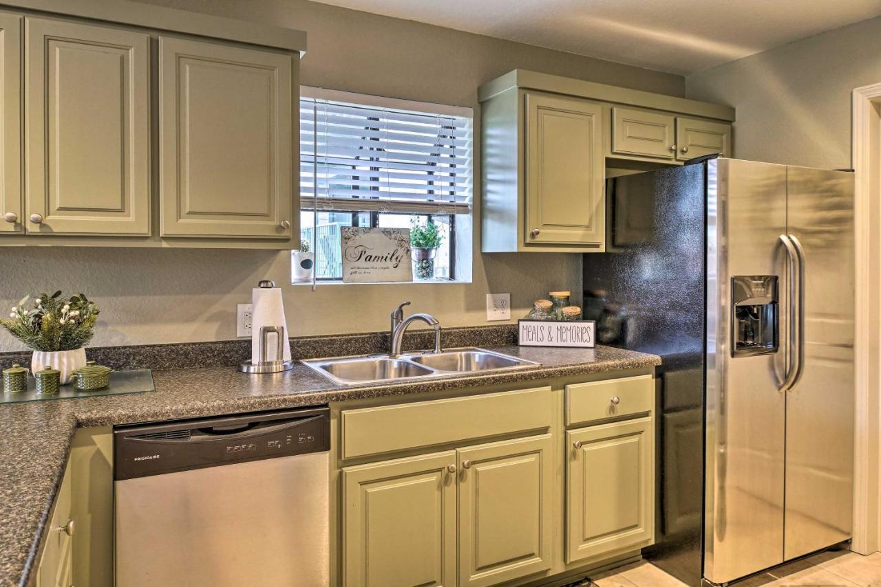 Condo Amidst Branson Action With Pool Access And Golf! Extérieur photo